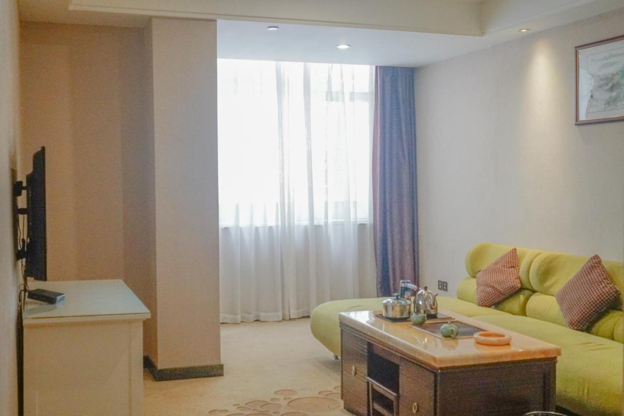 Paco Hotel Tianhe Coach Terminal Metro Satation Guangzhou-Free Shuttle Bus For Canton Fair Extérieur photo