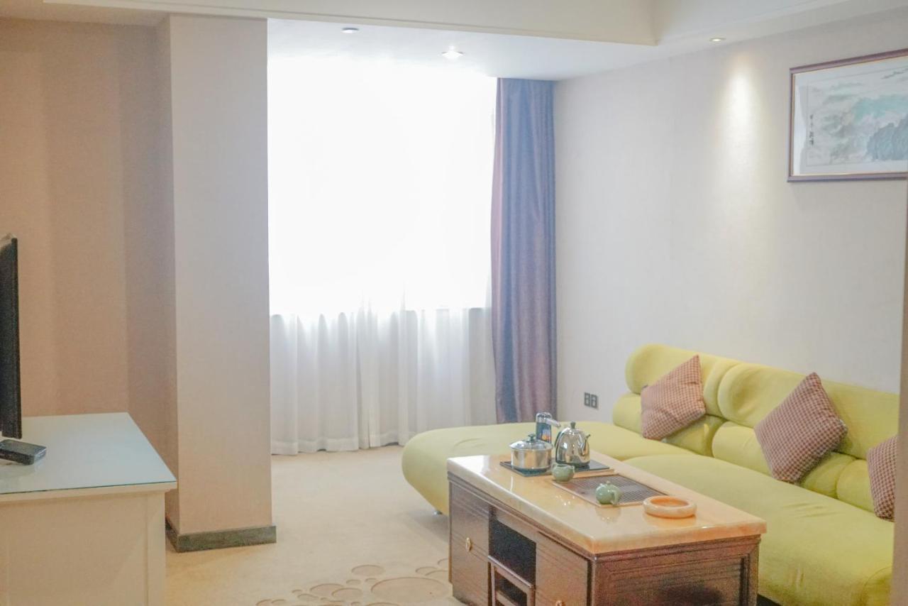 Paco Hotel Tianhe Coach Terminal Metro Satation Guangzhou-Free Shuttle Bus For Canton Fair Extérieur photo