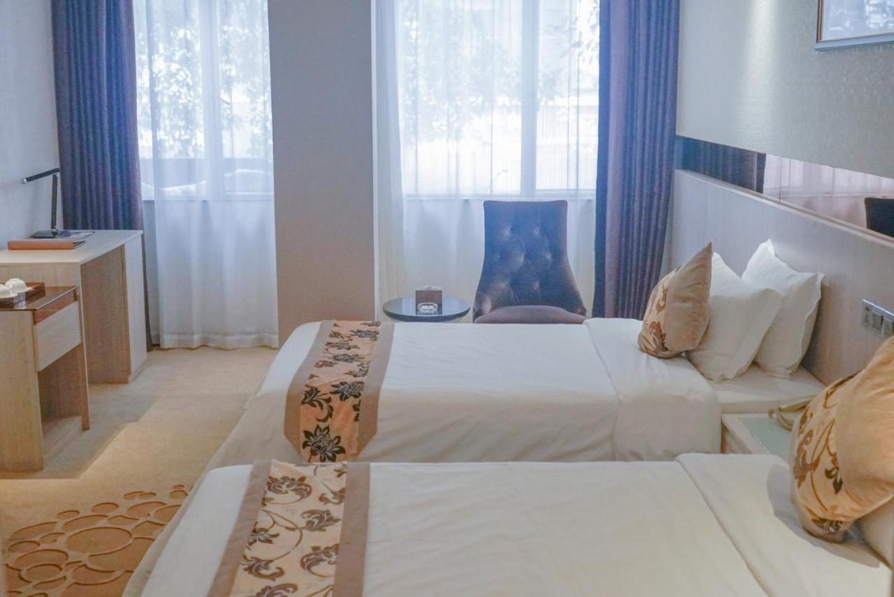 Paco Hotel Tianhe Coach Terminal Metro Satation Guangzhou-Free Shuttle Bus For Canton Fair Extérieur photo