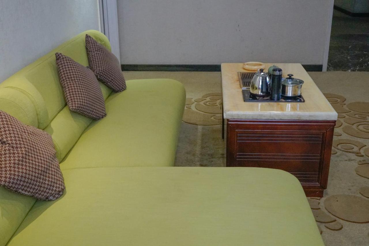 Paco Hotel Tianhe Coach Terminal Metro Satation Guangzhou-Free Shuttle Bus For Canton Fair Extérieur photo